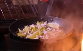Pappardelle met warm gerookte forel en dille