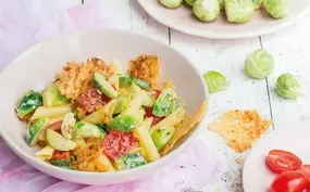 Minikooltjespasta (pasta met spruitjes en Parmezaanse kaas)