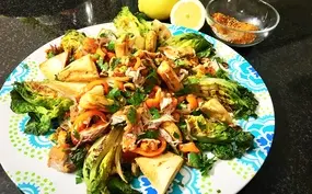 Zoete aardappelsalade met pita