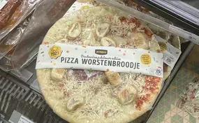 pizza worstenbroodje