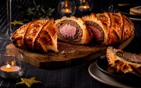 Pork wellington