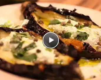 Geroosterde Aubergine met labne en kappertjes