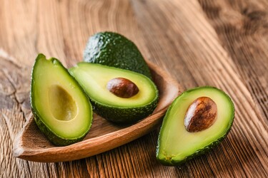 Bizarre gerechten avocado