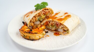 Burrito met garnaal van de BBQ