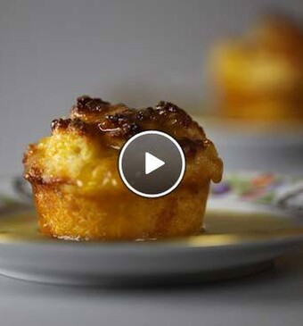 Broodpudding met whiskeysaus