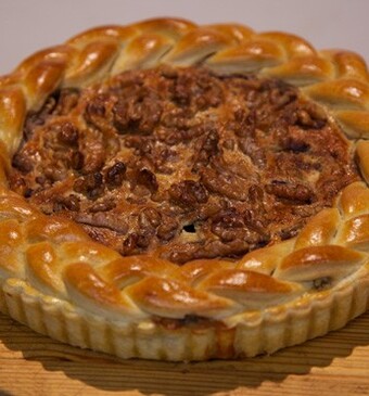 Walnoot-stiltontaart