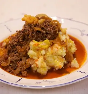 Gehakthachee met groentepuree