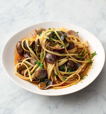 Pasta vongole met spicy 'nduja