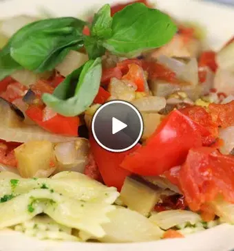 Toscaanse kip met basilicumpasta