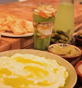 Barbar’s avocadosmoothie & citroenlimonade met munt en gember