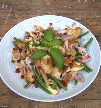 Gerookte makreel met haricots verts en granaatappel