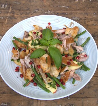 Gerookte makreel met haricots verts en granaatappel