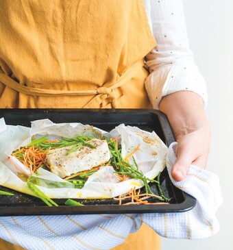 Pakketjes van kabeljauw, zeekraal en groente