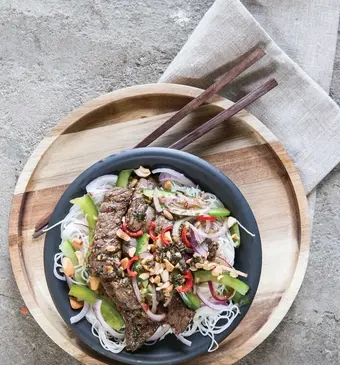 Thaise rundvleessalade met mihoen