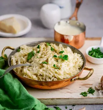 fettuccine alfredo