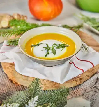 Snel met Mil kerst pompoensoep met kokosmelk