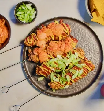 24Kitchen_Doritoes_Koreancorndog_L.jpg
