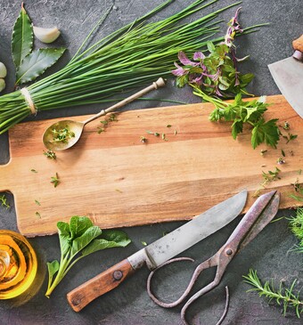 Keuken vol met kruiden