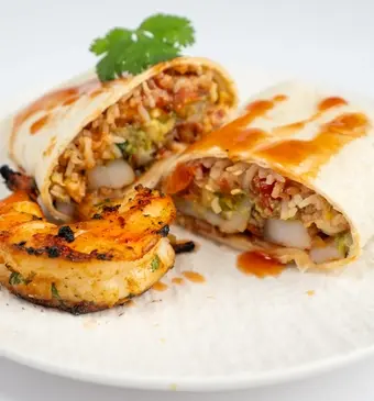 Burrito met garnaal van de BBQ