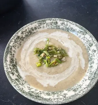 bloemkoolsoep met preisalsa