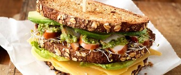 Supersandwich met oude kaas en kip
