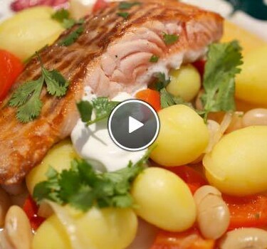 Zalm van de grill met pittige bonen