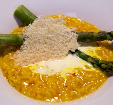 Paasrisotto met groene asperges