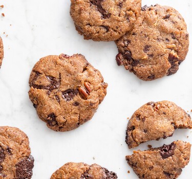 Vegan Chocolate Chip Cookies