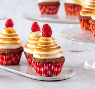 Marshmallow fluff cupcakes