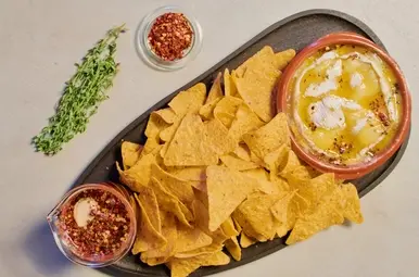 24Kitchen_Doritoes_Baked Cheese_L.jpg