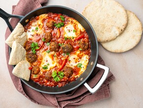 Shashuka met gehaktballetjes