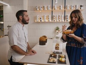 Conceptueel dessert panettone van zuurdesem Athene