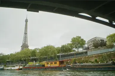eiffeltoren vanaf de boot