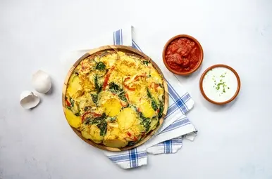 Groentetortilla met salsa brava 