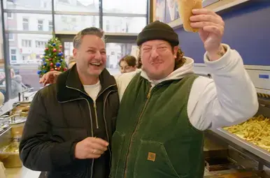 Perry en Fred eten een broodje patat