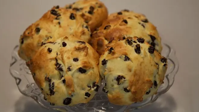 Kwarkbollen met krenten