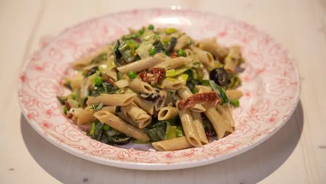 Romige prei-dragonpasta met blauwe kaas
