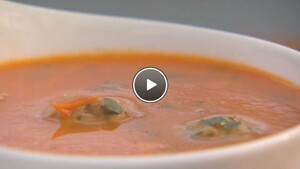 Tomatensoep met tomaten-broodsalade