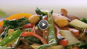 Paprika wokschotel met kip en cashewnoten