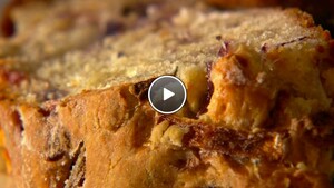 Rode ui-geitenkaasbrood