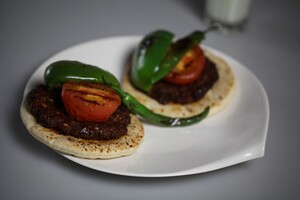 Antakya kebab met gegrilde groente