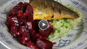 Geglaceerde rode biet met dorade