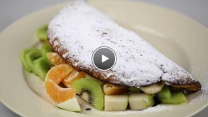 Biscuit omelet met vruchten