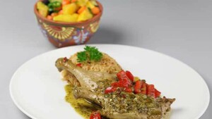 Eend met gebakken rijst en mangosalsa