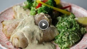 Kip Loempia’s met komkommer sesam salade