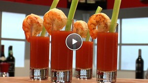 Bloody Mary met gebakken scampi