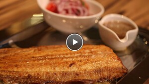 Zeetong met citroenboter, aardappelgratin en salade