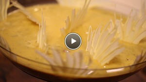 Hemelse modder met sinaasappelsaus