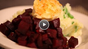 Pastinaak puree met gebakken geitenkaas