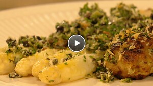 Asperge met kruidenkorst en lamsgehakt